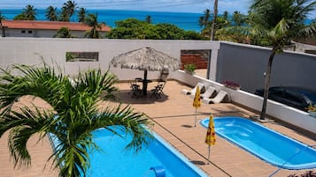 Piscina externa