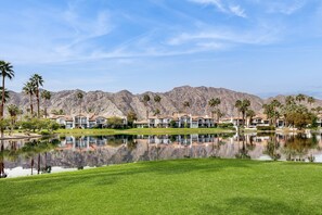 Exterior - Relax in this 2BR/2.5BA home in La Quinta overlooking a peaceful pond near PGA West Golf Course. (La Quinta)
