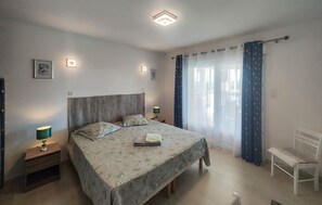 2 bedrooms, travel cot, free WiFi - Gorgeous apartment in Mirepeisset with WiFi (Mirepeisset)