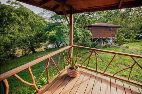 Tohja' Riverside Cabins