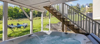 11BR Retreat w Pool & Game Room