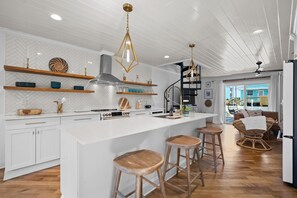 Fridge, microwave, oven, stovetop - Surf Gypsy - Dog Friendly Ocean views, Heated pool, Steps to
Beach in Surf City (Surf City)