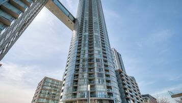 Luxury Suite, Balcony, Lake View | Exterior