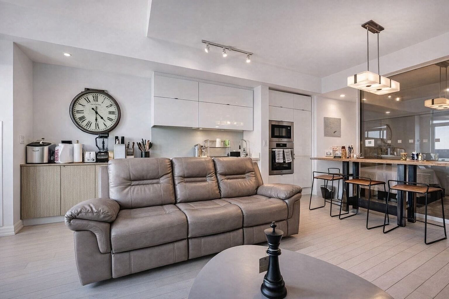 Premium Penthouse | Living area