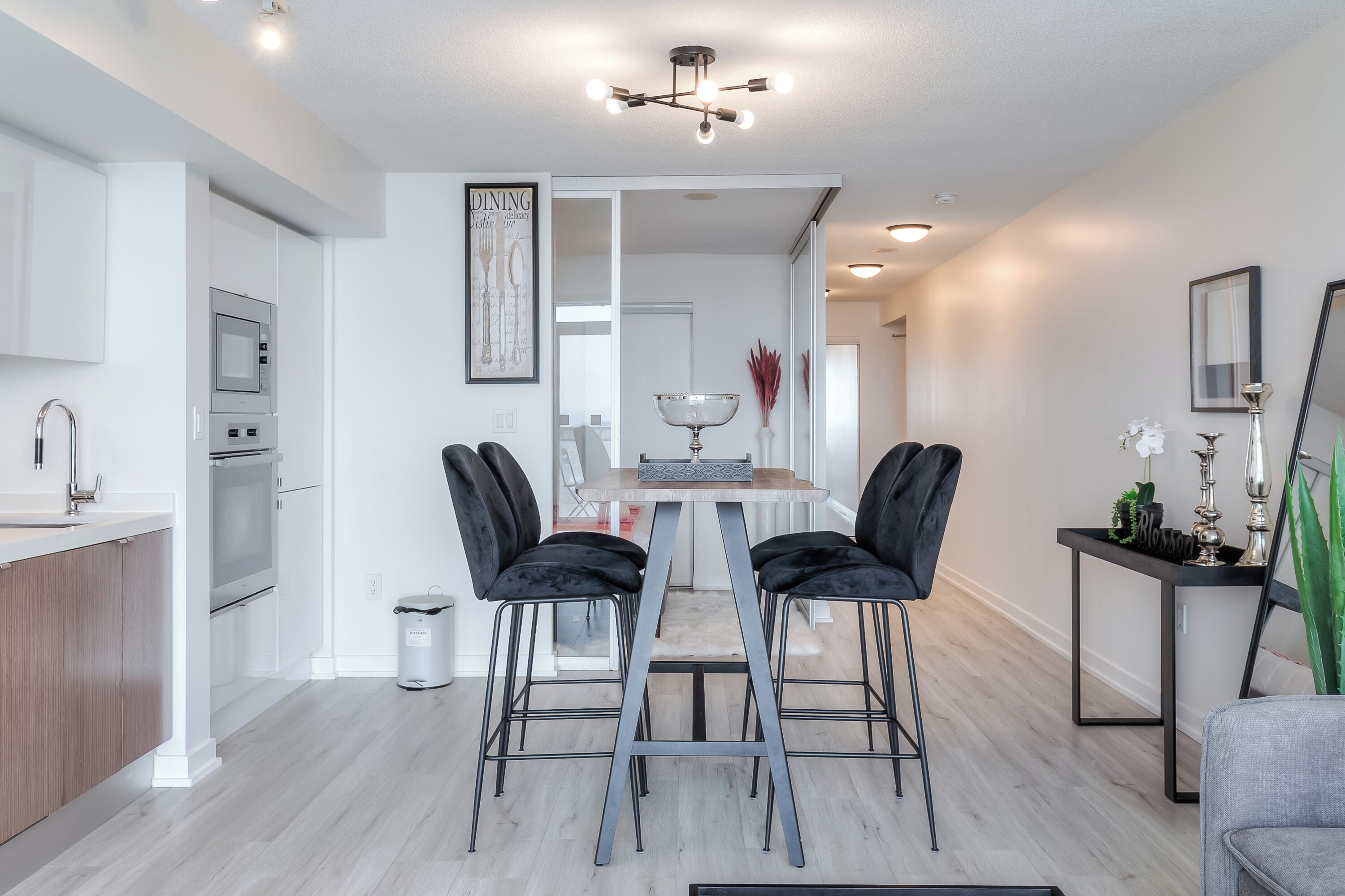 Lyxsvit - balkong - sjöutsikt | Interiör