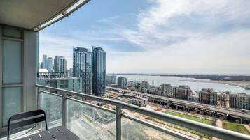 Lyxsvit - balkong - sjöutsikt | Boendeområde