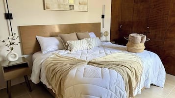 Condo, 2 habitaciones, patio