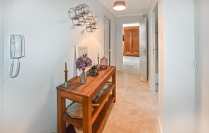 Interior - 2 bedroom cozy apartment in Orange (Orange)