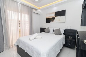 Room - Chic 1BR Maravilla Residence | Pool Retreat (San Rafael del Yuma)