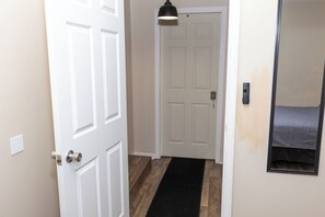 Room - 3BR Retreat w/ Game Room, Grill and Fire Pit (St. Augustine)