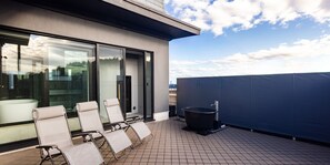 Luxury Suite | Balcony - asuwagawaritoa-to asunowa (Fukui)