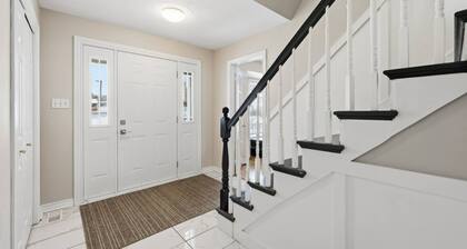 Executive 7 Bedrooms 3 5 Bathrooms