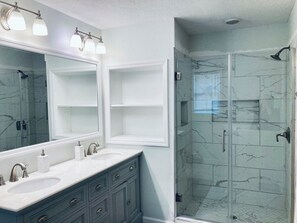 Shower, hair dryer, towels, toilet paper - Masters Rental House! 14 Min. to Augusta National (North Augusta)