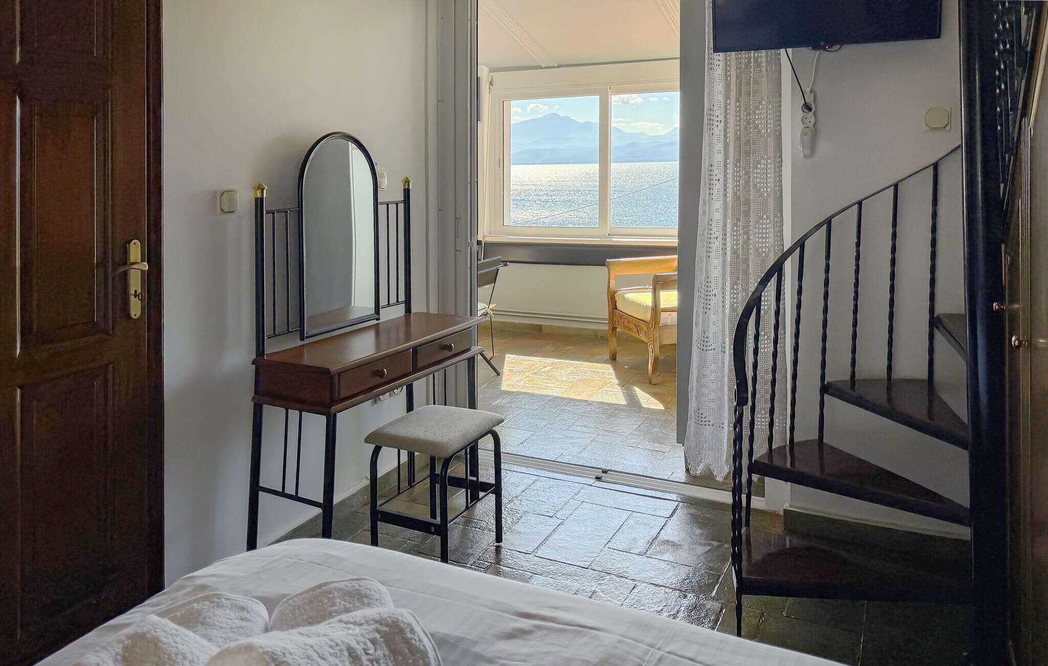 1 bedroom, travel crib, free WiFi