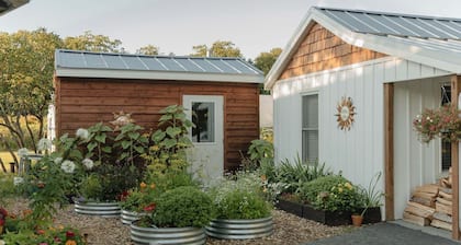 Snug Harbor Inn | Dunegrass Suite | ADA - Accessible Studio