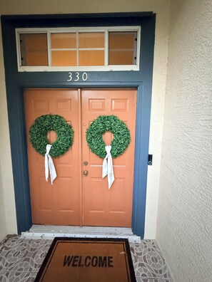 Exterior detail - Lakeside Merritt Island Villa -- perfect place to watch a rocket launch! (Merritt Island)