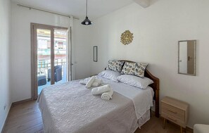 Free WiFi - 1 bedroom pet friendly home in Sedini (Sedini)