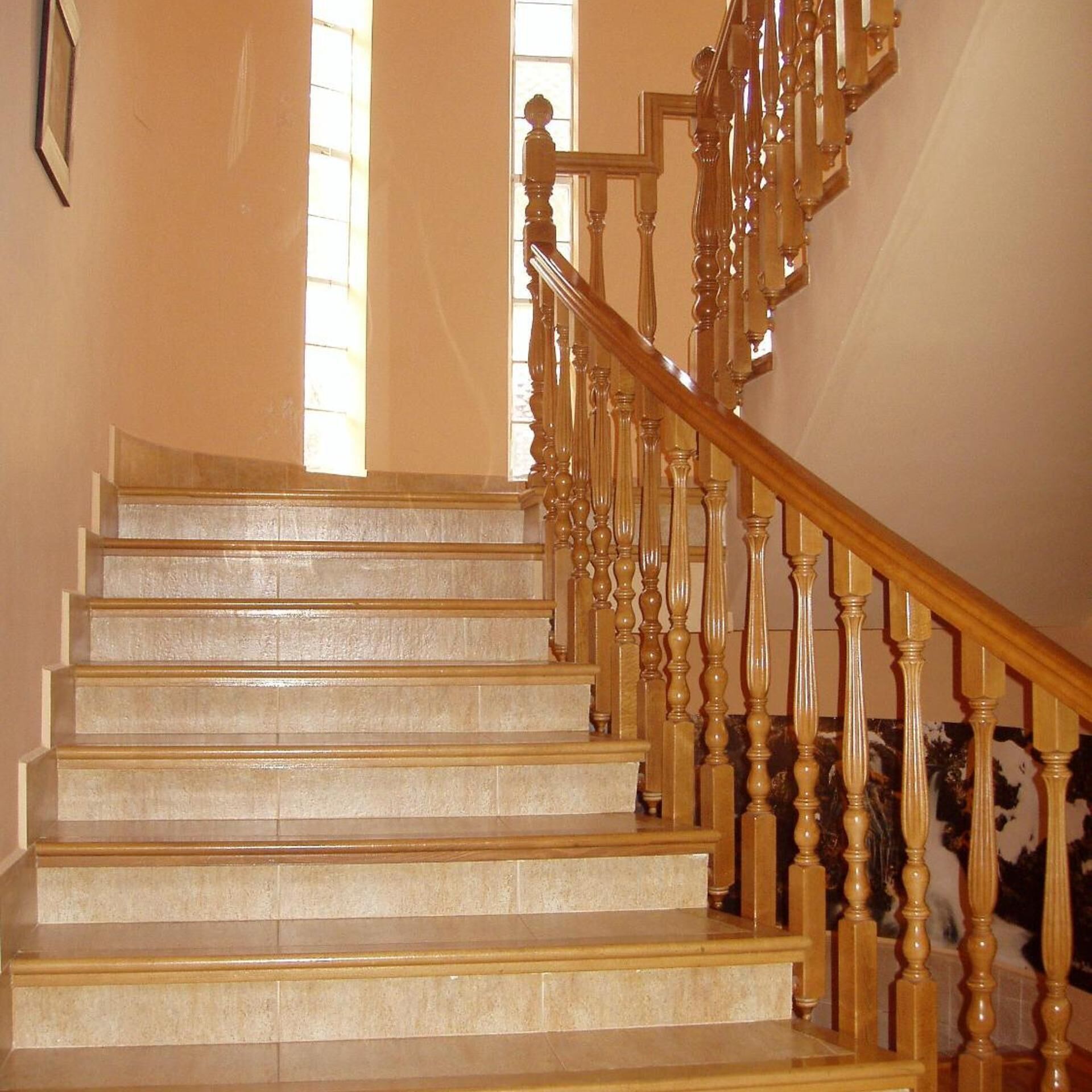المنشأة من الداخل