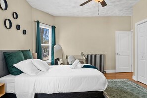 3 chambres, bureau, fer et planche à repasser, Wi-Fi gratuit