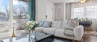 Relaxing 4BR Home Perfect for Families & Work Stays