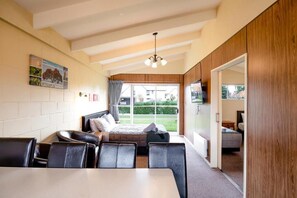 Family Apartment, Mountain View | Interior - Alpine View Motel (Te Anau)