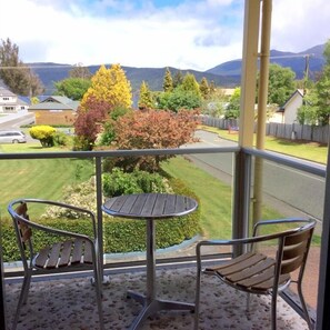 Comfort Studio, Balcony, Mountain View | Outdoor dining - Alpine View Motel (Te Anau)