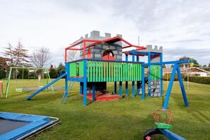 Children's area - Alpine View Motel (Te Anau)