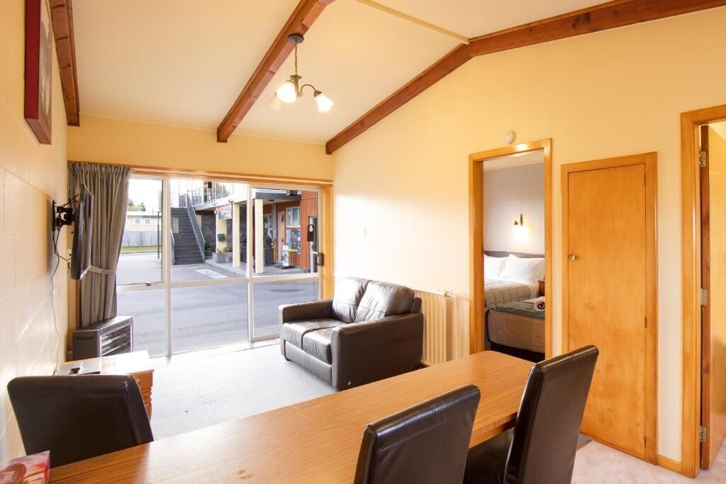 Standard Apartment, Garden View | Interior