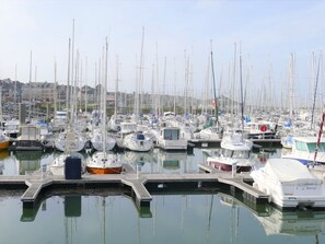 Marina - Sea view apartment - 4 guests (Arzon)