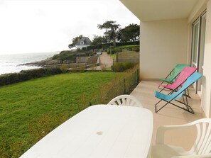 Outdoor dining - Sea view apartment - 4 guests (Arzon)