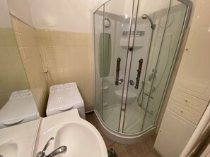 Bathroom - 2-room apartment, terrace - 4 guests (Argelès-sur-Mer)
