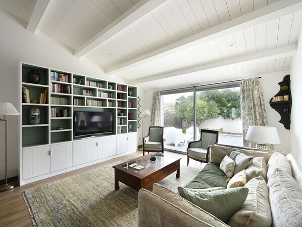 Living area - Renovated Réthaise villa with AC - 8 guests (Saint-Clément-des-Baleines)