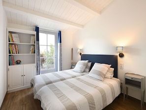 Room - Renovated Réthaise villa with AC - 8 guests (Saint-Clément-des-Baleines)