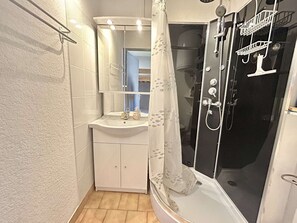 Bathroom - Practical studio cabin near beach - 4 guests (Cap d'Agde)