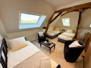 Room - Cottage with air conditioning - 9 guests (Le Louroux)