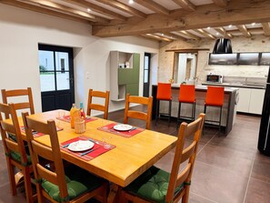 Dining - Bucolic cottage in Cheillé - 4 guests (Cheillé)