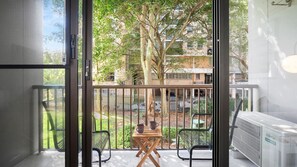Interior - The Wandering Leaf on Centennial Park (Centennial Park)