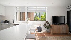 Interior - The Wandering Leaf on Centennial Park (Centennial Park)