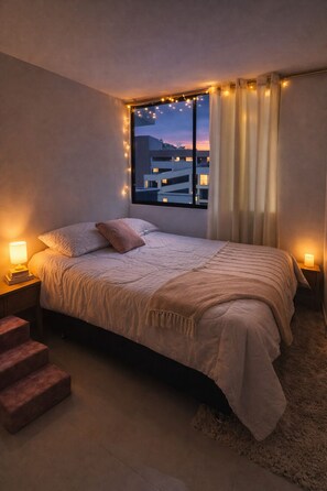 Iron/ironing board, WiFi, bed sheets