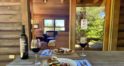 Serene craftsman 6-bedroom cabin perfect for group getaways