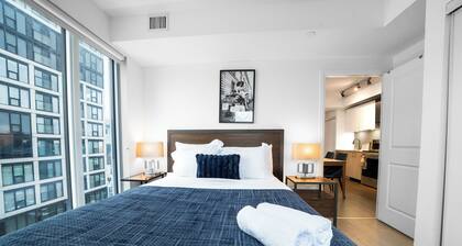 The Dundas Suites - Near Yonge