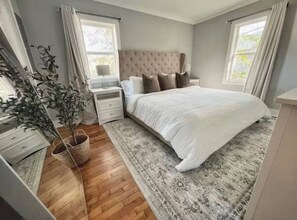 Iron/ironing board, WiFi, bed sheets - BOHO beach home 2 minutes to beach, food, and fun (Oak Island)