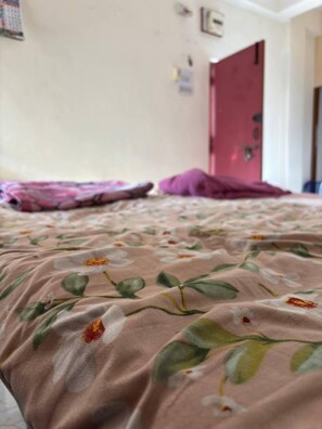 Living area - KRISHNA HOME Stay (Hyderabad)