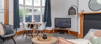 Esplanade Apartments Seashells