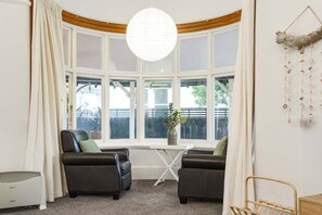 Interior - Esplanade Apartments Wavecaps (Dunedin)