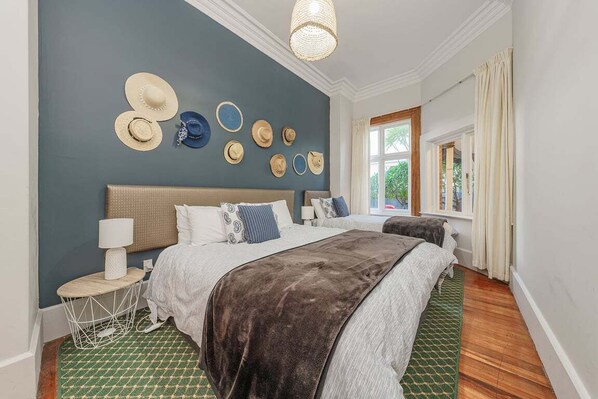 Room - Esplanade Apartments Wavecaps (Dunedin)