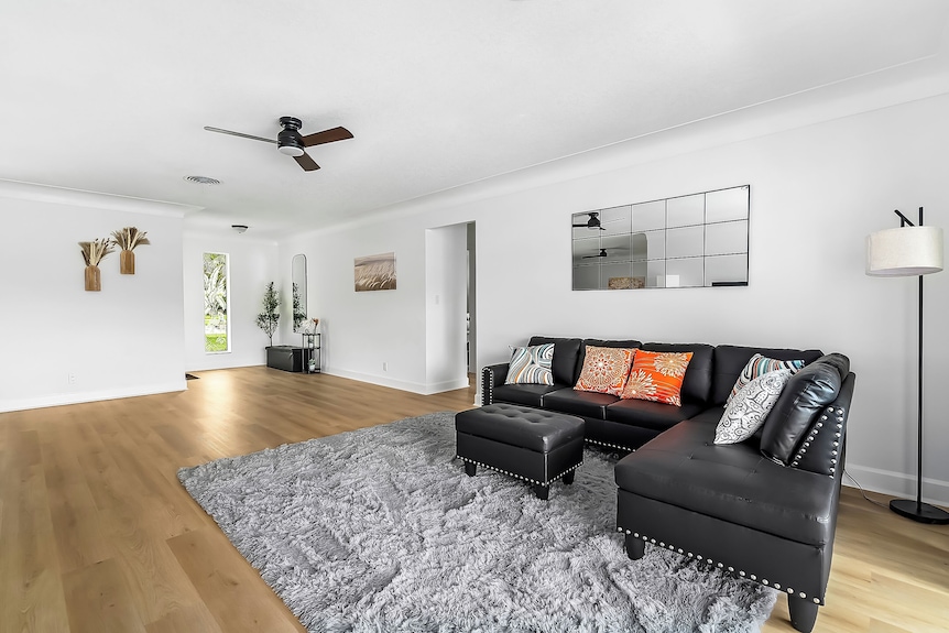 Waterfront!!!! Fantastic 3-bedroom Fully Renovated Villa With Pool And Hot Tub! - Deerfield Beach, FL