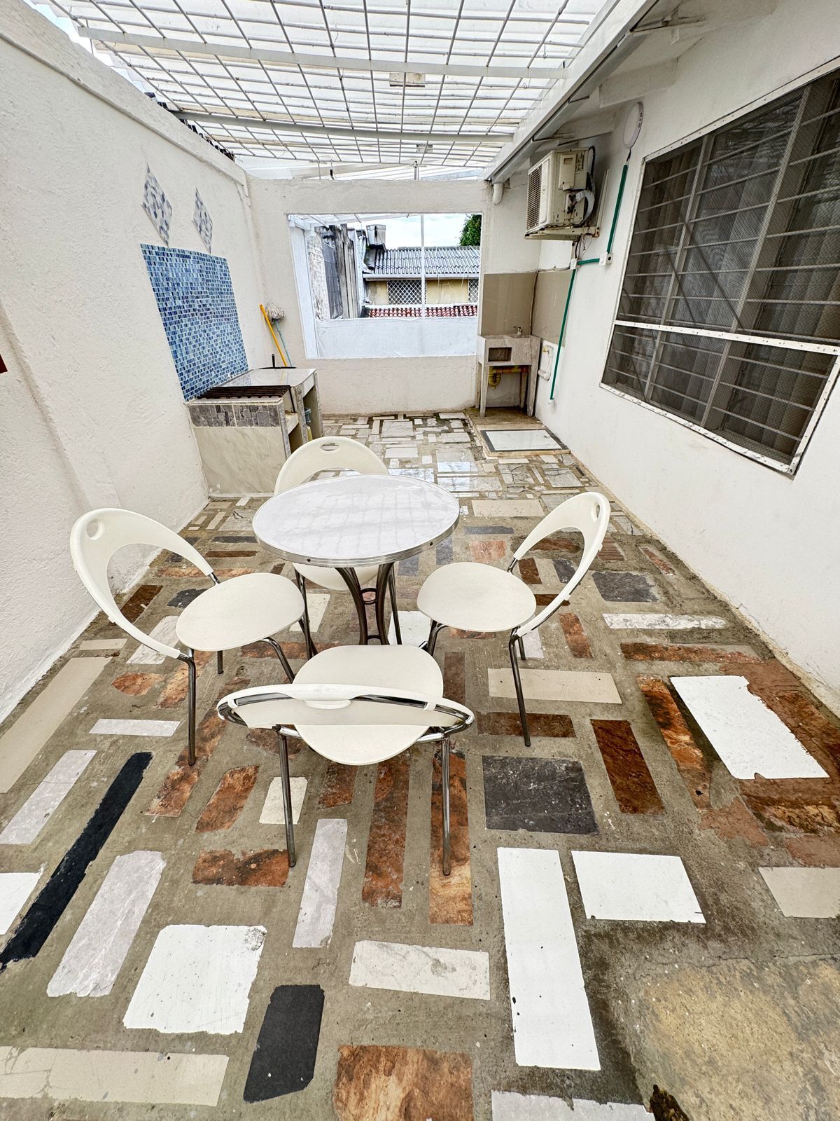 تناول الطعام بالخارج