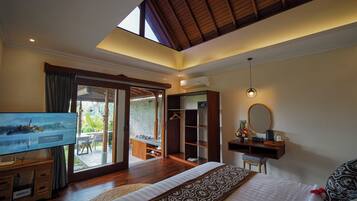 Superior Villa, Garden View