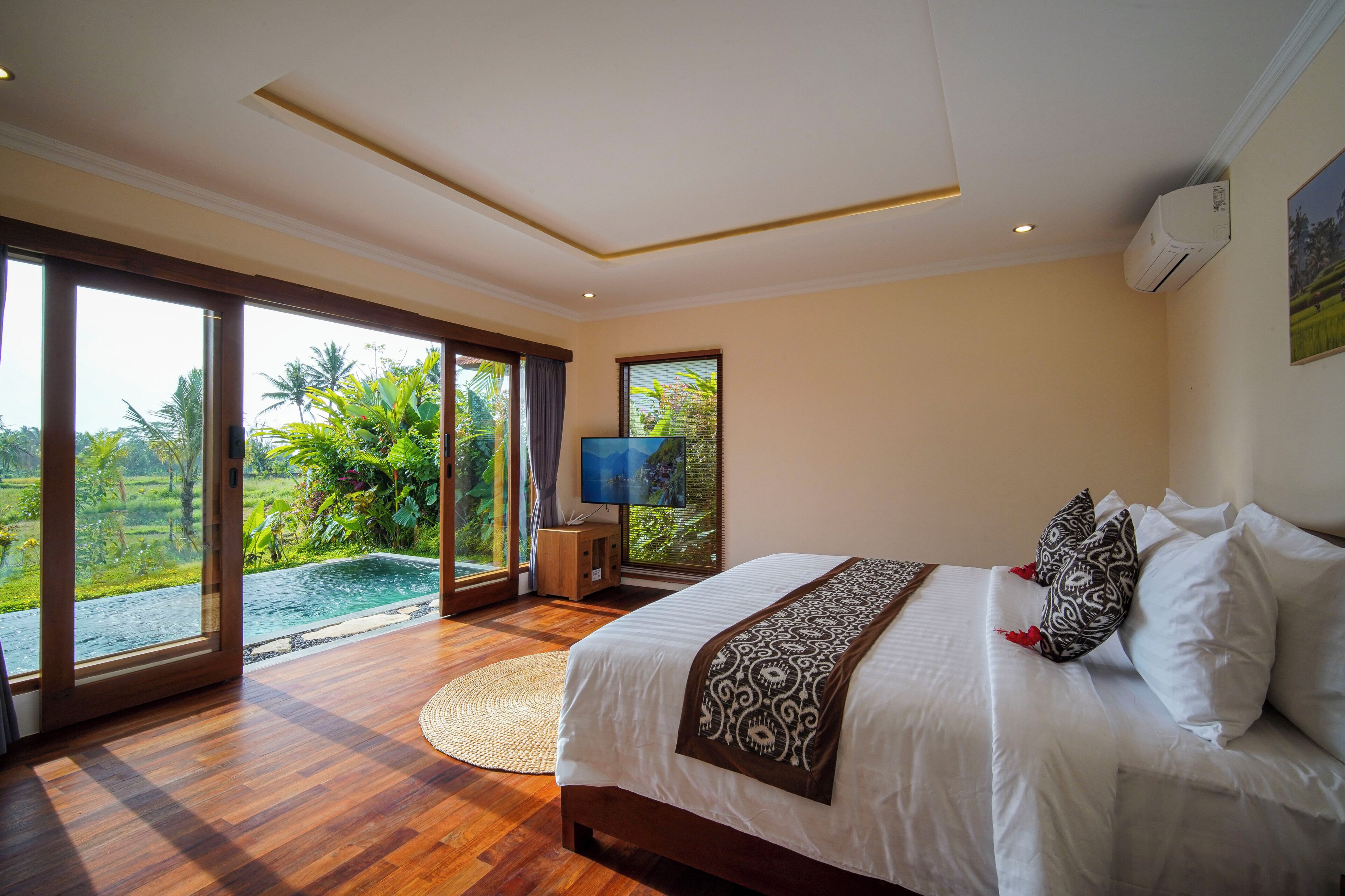 Deluxe Villa, Pool View